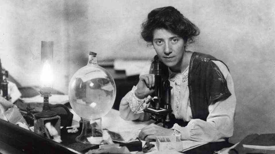 Marie Stopes in her laboratory.