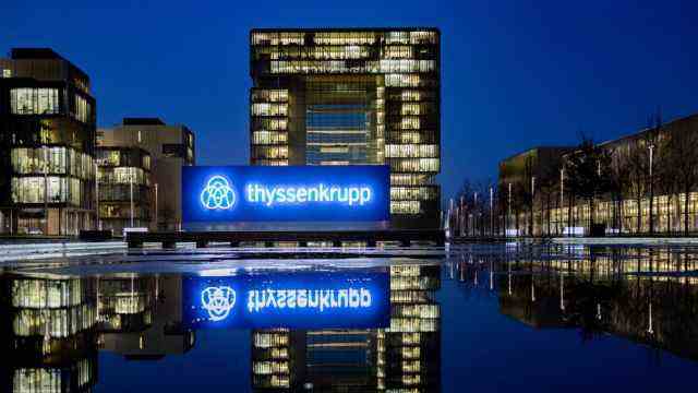 Industry: ThyssenKrupp's glass headquarters in Essen: an expression of the self-confidence of the past.