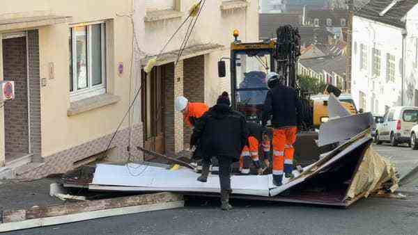 Part of a house roof collapsed in Boulogne-sur-Mer due to storm Eunice.