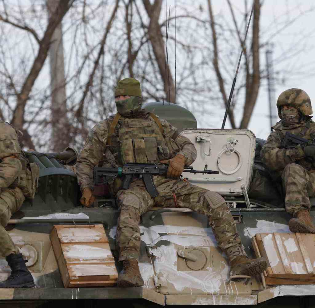 Superior: Russian soldiers in the border area with Ukraine