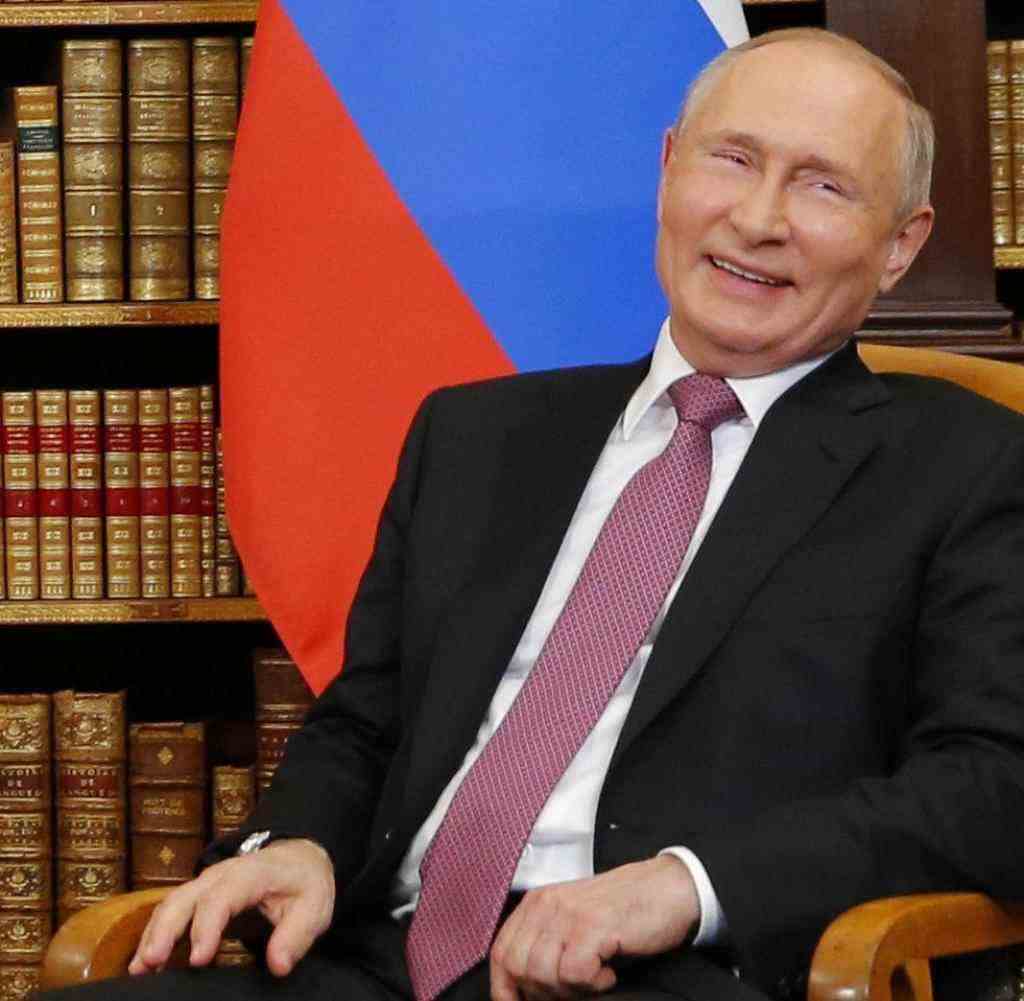 Thanks to his National Prosperity Fund, Russian President Vladimir Putin has a good laugh despite the war and sanctions