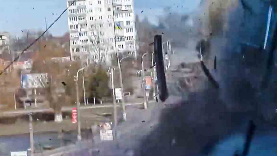 New Ukraine videos show tanks shooting at filmmakers, civilians holding up Russian convoys