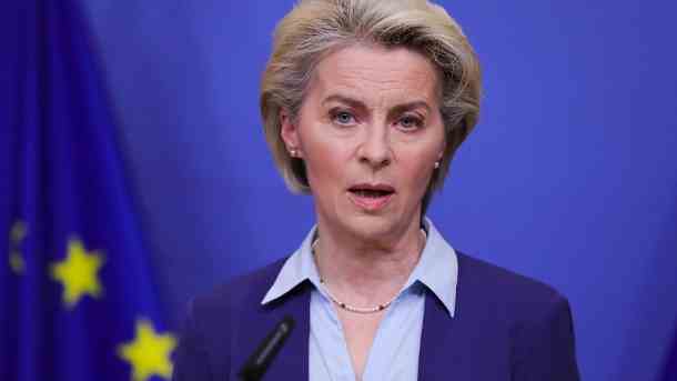 Ursula von der Leyen: Die EU-Kommissionspräsidentin sagt 500 Millionen Euro Hilfen zu. (Quelle: imago images/Xinhua)
