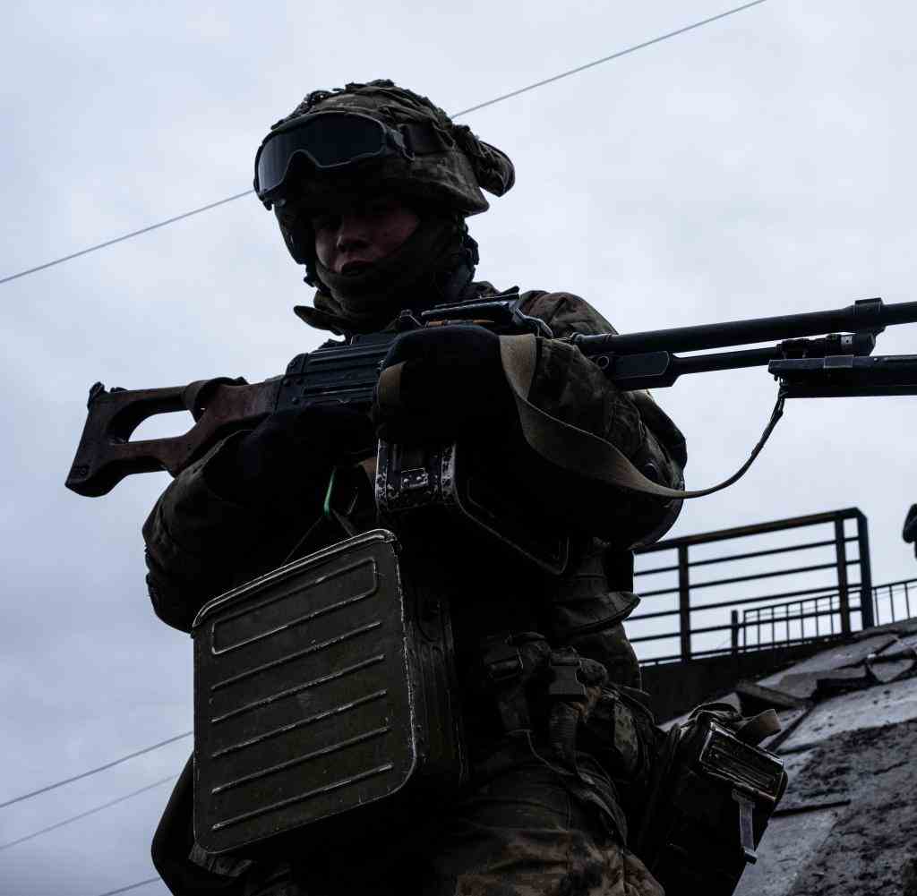 Ukrainische Soldaten im Einsatz. Auch aus Deutschland melden sich Freiwillige zum Kämpfen