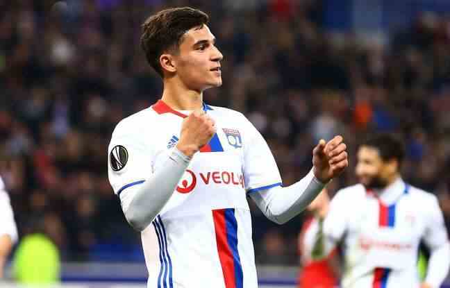 Houssem Aouar scored his first professional goal at just 18 years old, in the 16th round of the Europa League against Alkmaar, in February 2017.