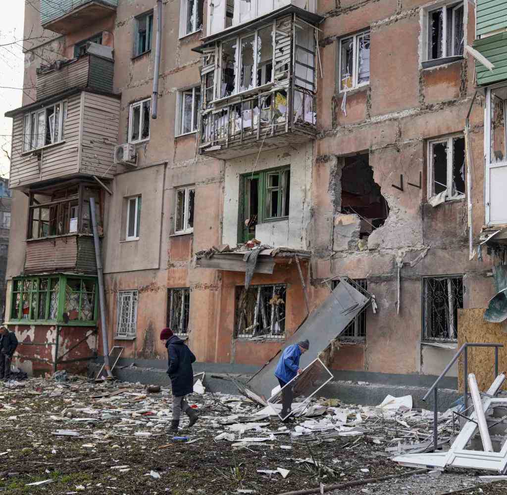 Zerstörte Wohnhäuser in Mariupol