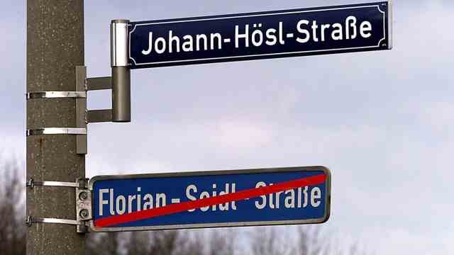 Nazi history: For years, the Regensburg CSU prevented the renaming of Florian-Seidl-Strasse.  At Karl-Freitag-Park, the city council faction can't move fast enough.
