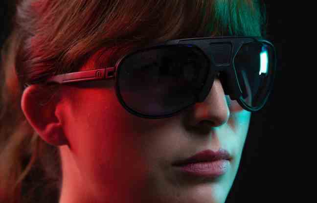 The Cosmo Vision glasses are launched at 489 euros.