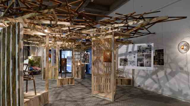 Favorites of the week: New things made from old wood: The design of the exhibition "Upcycling :: ReUse" in Mainz takes up the theme of the show.