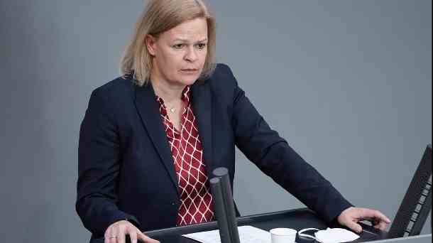 Bundesinnenministerin Nancy Faeser (SPD): "Solche Übergriffe sind zutiefst verachtenswert." (Quelle: imago images/Political-Moments)