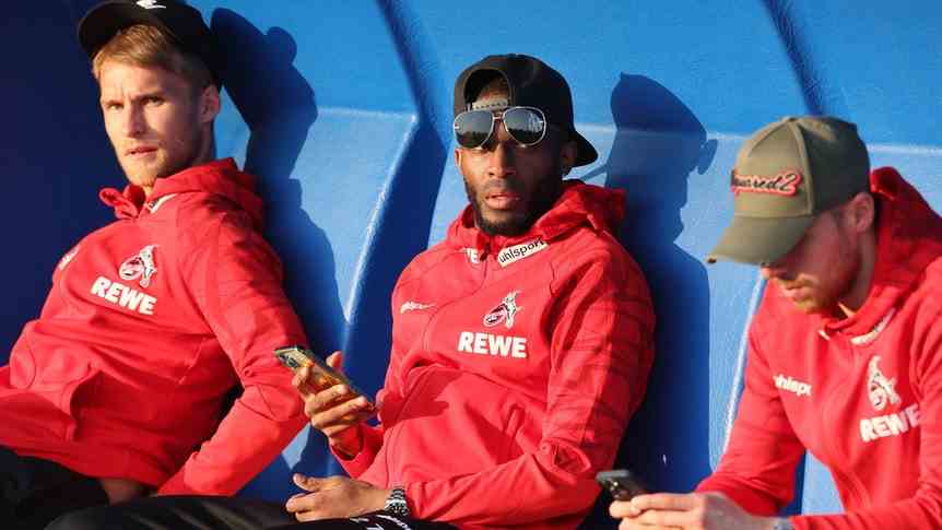 Sebastian Andersson, Anthony Modeste and Marvin Schwäbe are on the bench at 1. FC Köln.