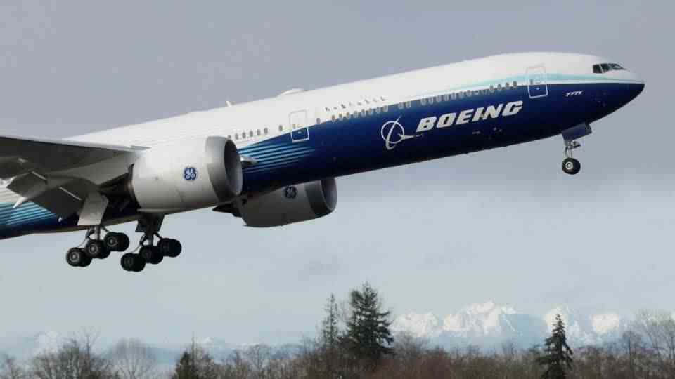 Krisenjet: Boeing mit Milliardenverlust - Großraumjet 777X wird erst 2025 ausgeliefert