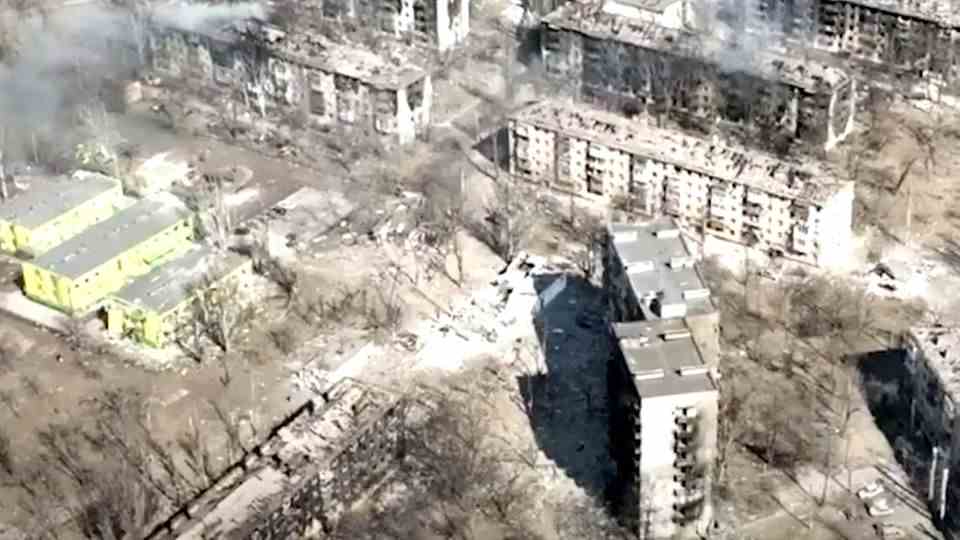 Ukraine war: Drone videos show destroyed Mariupol