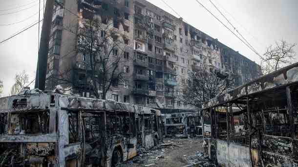 Zerstörungen in Mariupol: Die Ukraine meldet mehr russische Luftangriffe. (Quelle: dpa/Maximilian Clarke/SOPA Images via ZUMA Press Wire)