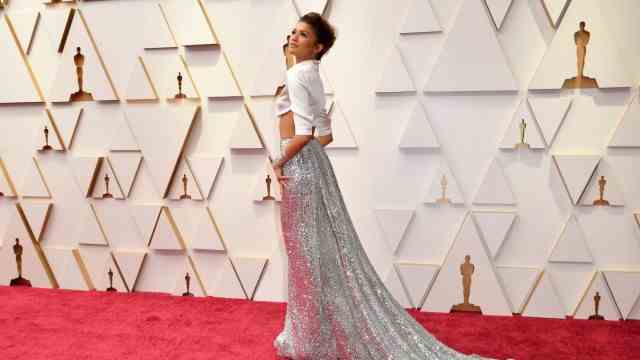 Fashion at the Oscars: Quote from Sharon Stone: Zendaya with white blouse and long silver skirt