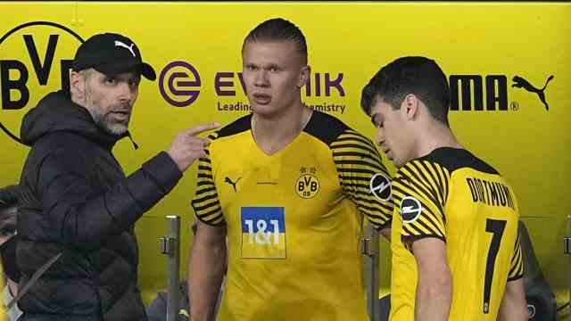 Dortmund wins: Back in the game: Erling Haaland, here shortly before his substitution.