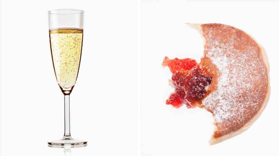 Sparkling wine Small but mighty: a single glass of sparkling wine (100 milliliters) contains 102 kilocalories.  This corresponds to about the amount of half a Berliner (95 kilocalories).