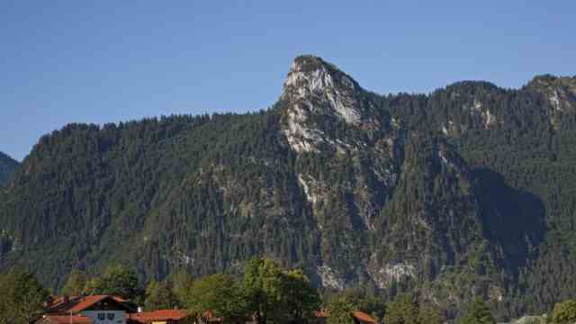 Celebrity tips for Munich and the region: Place of longing to find peace: the Kofel, local mountain of the Oberammergau.