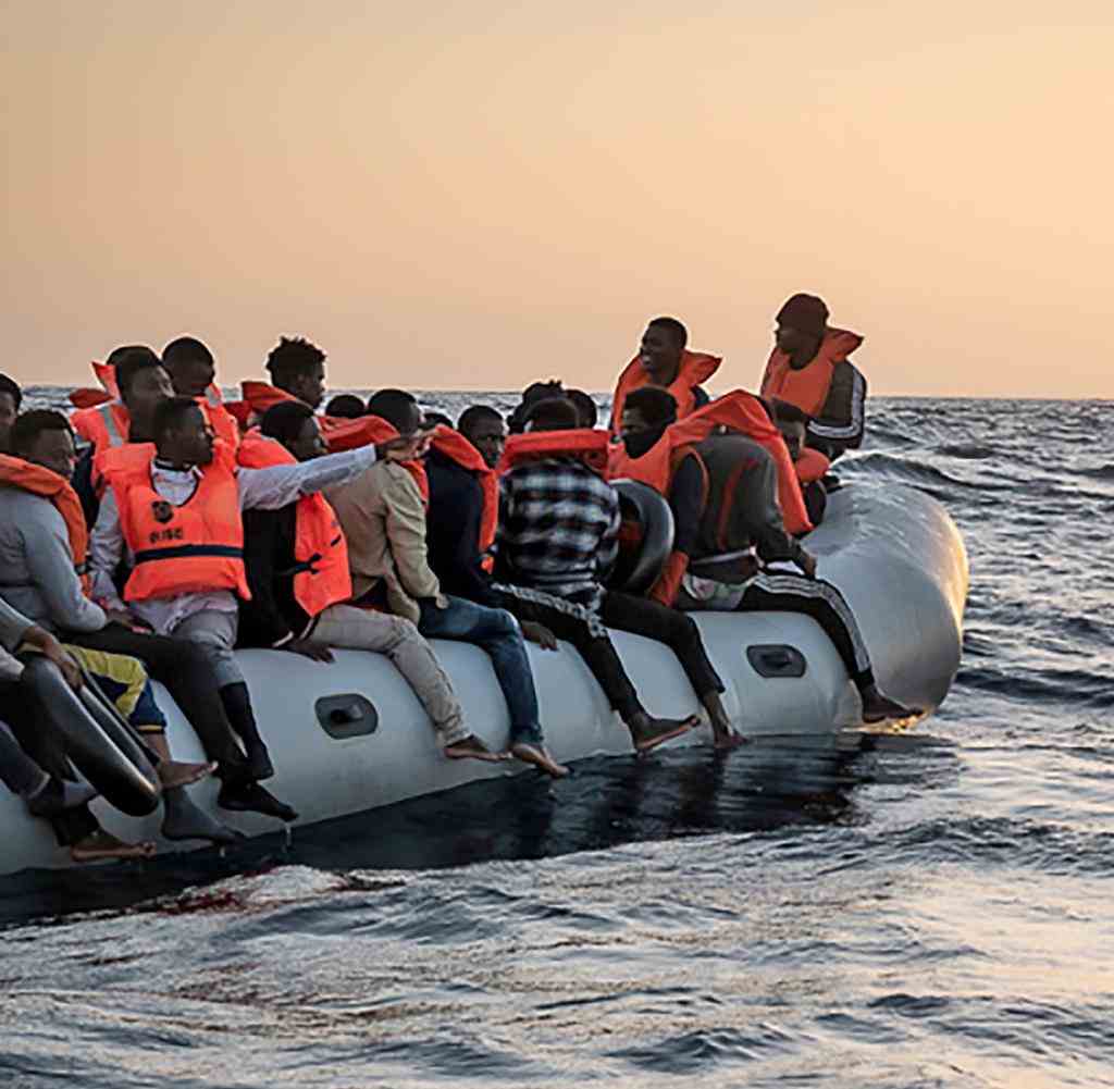 Migranten, die über das Mittelmeer kommen – in diesem Jahr ist ihre Zahl verglichen mit 2021 gestiegen