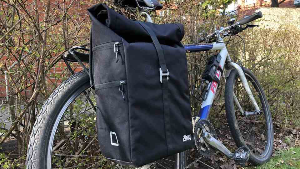 2bag from DHDL: 2bag attached to an MTB as a bike bag