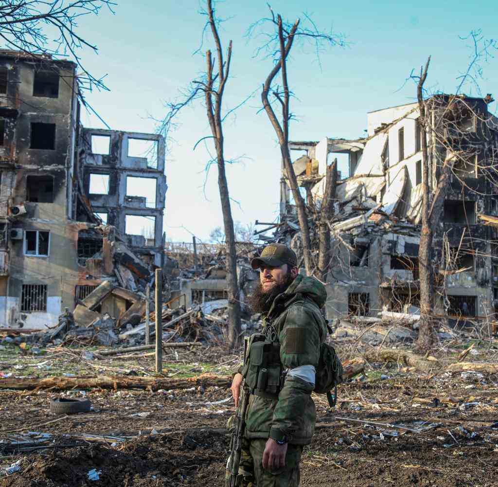 A member of the Czech Armed Forces in Mariupol