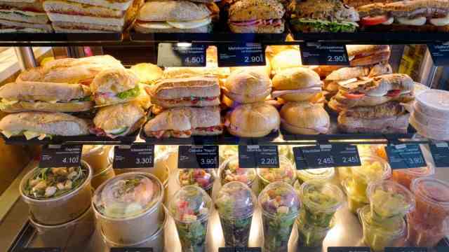 SZ series "Have a nice breakfast around Munich": The selection of different snacks and dishes is large - and fresh.