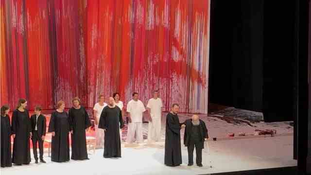 Austria: Hermann Nitsch 2021 at the final applause in Bayreuth.