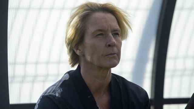 Defeat for DFB women: thoughtful national coach: Martina Voss Tecklenburg