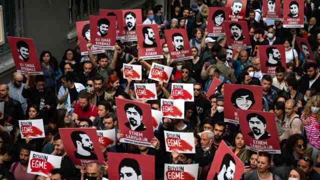 Turkey: After the verdict, demonstrators took to the streets in Istanbul on Tuesday.