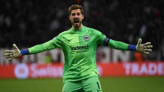 Europa League: Does not have good memories of the Camp Nou: Frankfurt goalkeeper Kevin Trapp.