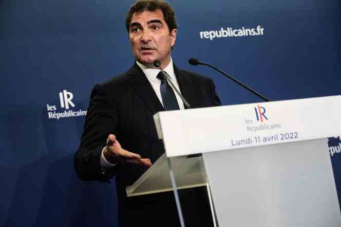 Press conference by Christian Jacob at the headquarters of the Les Républicains party, the day after the first round of the presidential election and the defeat of candidate Valérie Pécresse, in Paris, April 11, 2022. 