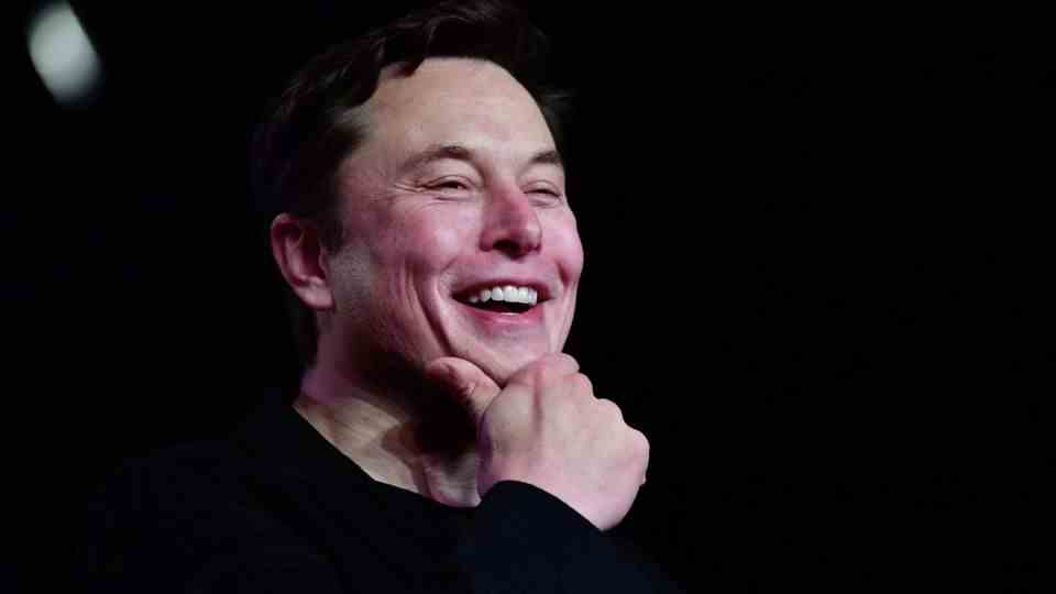 Elon Musk posts mysterious tweet with title "mankind": That's what the Chinese characters mean