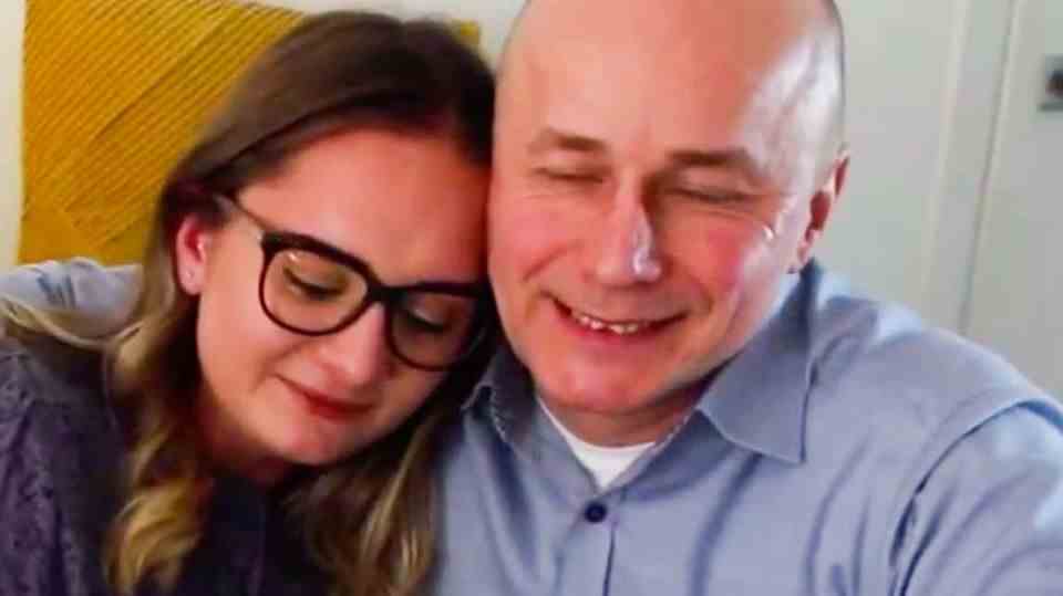 Woman forgets her childhood memories after brain surgery.  Her father hugs her.