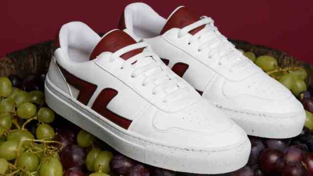 To have and to be: upcycling: wine marc sneakers by Zèta