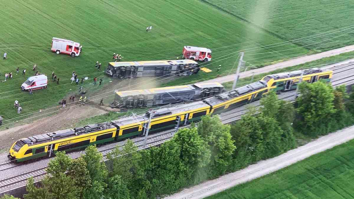 Austria At least one dead in a train accident near Vienna Panorama