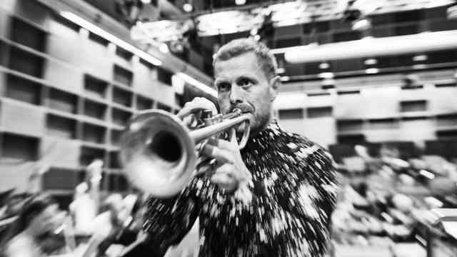 Five favorites of the week: Nils Wülker recording with the Munich Radio Orchestra