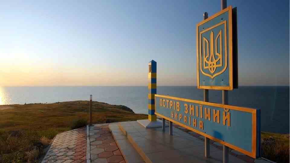 Grenzmarkierung an der Schlangeninsel, die zur Ukraine gehört