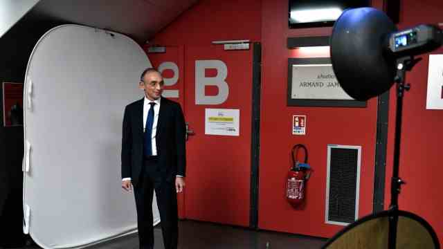 France's public broadcaster: Right-wing politician Éric Zemmour during the election campaign before a broadcast at the France 2 studios in Paris.
