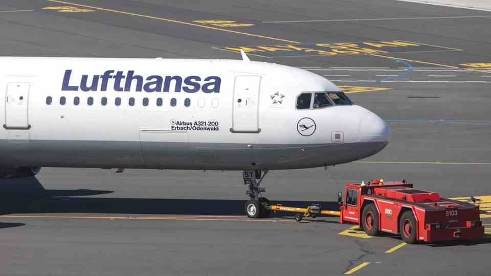 Hundreds of Lufthansa flights are canceled in July