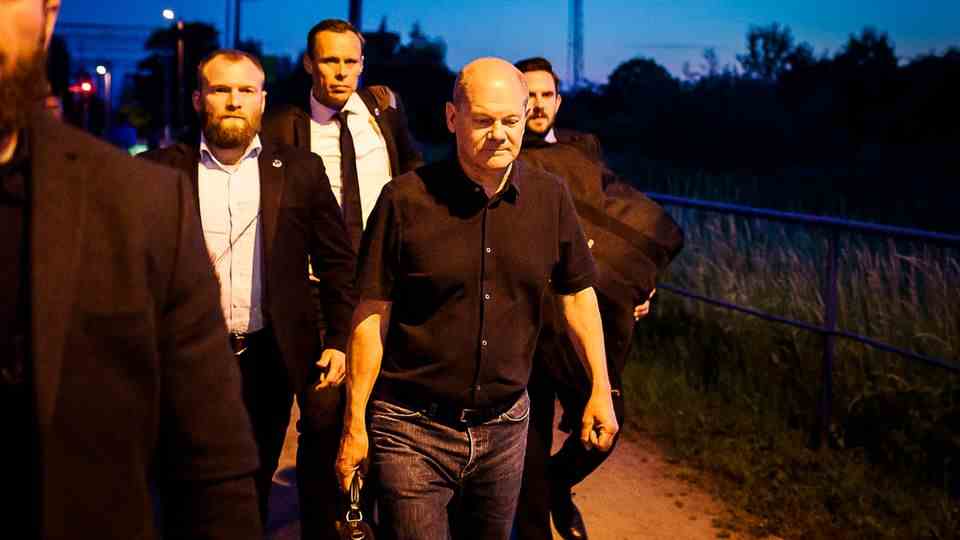 Olaf Scholz at night in the southern Polish border town of Przemysl