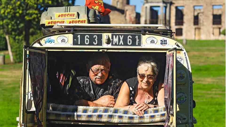 Elyane & Guy B. 1973 Camembert Our 2 CV arouses sympathy, we can go anywhere with it.  That is freedom!