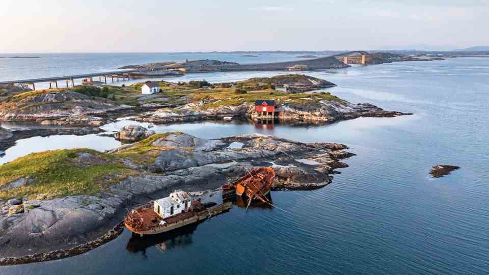 This ship ran aground in the Norwegian archipelago years ago