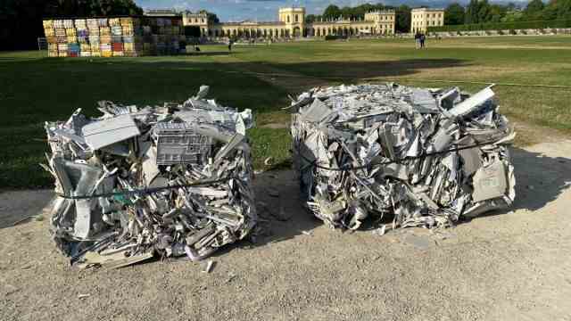 Documenta highlights: Nest Collective brought European electronic scrap back to its place of origin and dumped it in bales in the Karlsaue.
