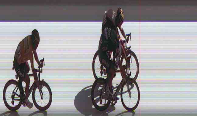 The photo finish of the finish of the Saumur - Limoges stage in the 2016 Tour de France, which saw Marcel Kittel (bottom) just ahead of Bryan Coquard.