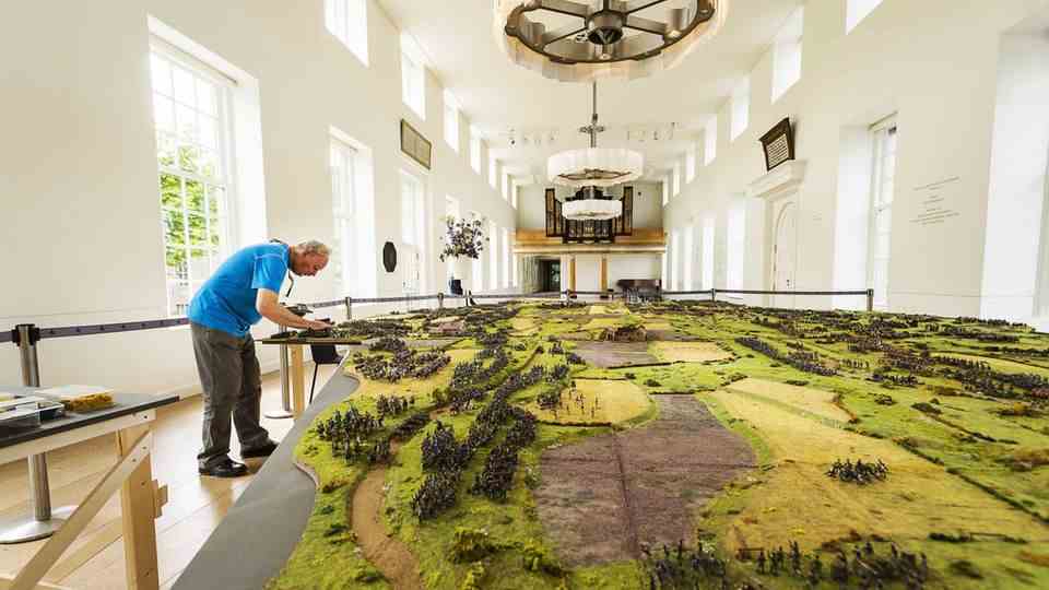 In the museum, the battle is recreated with miniatures.
