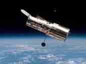 Der Primärspiegel des „Hubble“-Weltraumteleskops ist dagegen nur 2,4 Meter groß. Die Bilder von „Webb“ und „Hubble“ im Vergleich.