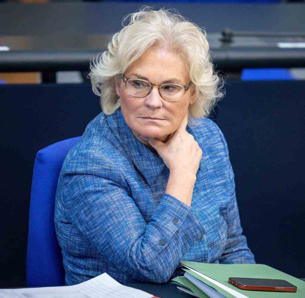 Verteidigungsministerin Christine Lambrecht (SPD)