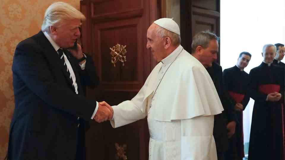 A handshake in greeting: US President Donald Trump visited Pope Francis in the Vatican