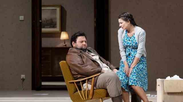 Salzburg Festival: Asmik Grigorian as Lauretta, who convinces her father Gianni Schicchi (Misha Kiria) to save their happiness in love with a daring swindle.