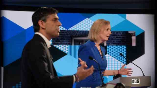 UK: Allegations upon allegations: Rishi Sunak and Liz Truss hit each other hard in debate